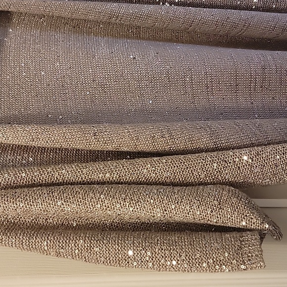 Cardigan - Picture 2 of 2